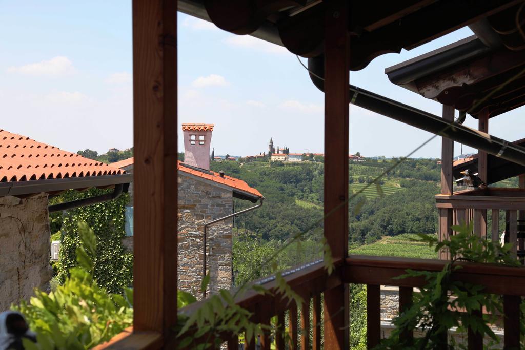 Boutique Hotel Dvor Dobrovo Camera foto
